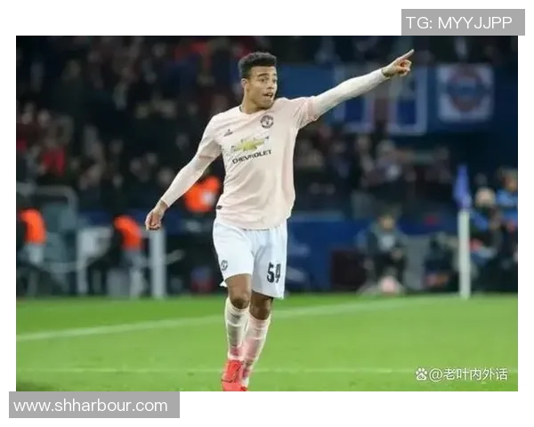 足球商业化时代的象征球星及其背后的商业价值探索 足球商业化时代的象征球星及其背后的商业价值探索